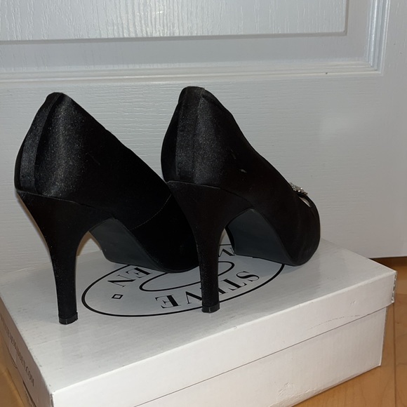 Steve Madden Heels - Picture 5 of 6